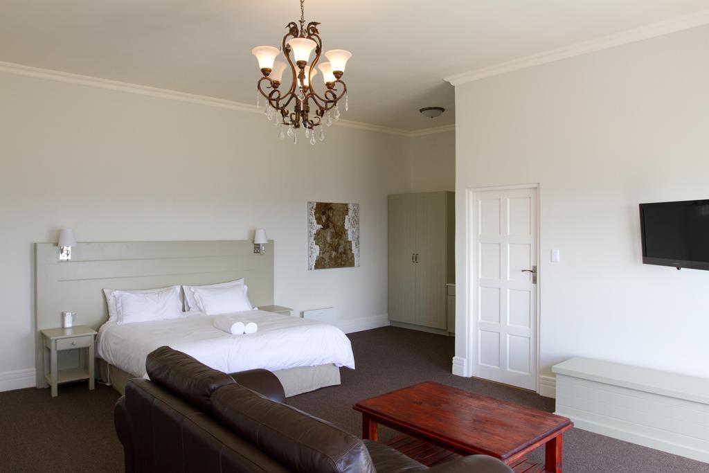 Mountain View Manor Hotel Grahamstown Buitenkant foto